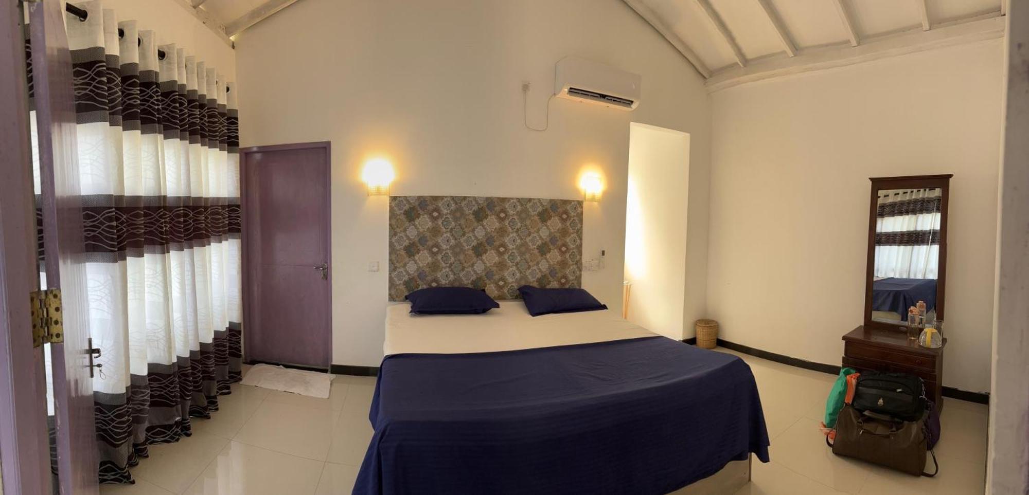 Hotel House 73 Unawatuna Esterno foto